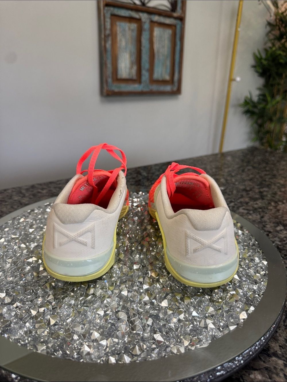Nike metcon 6 Coral and Yellow Low-Top athletic Sneakers EUC 8 - Picture 7 of 10